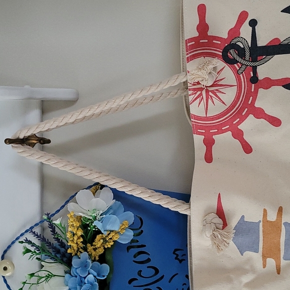 NWOT - Large "Seas the Day" Beach Tote - Picture 3 of 12